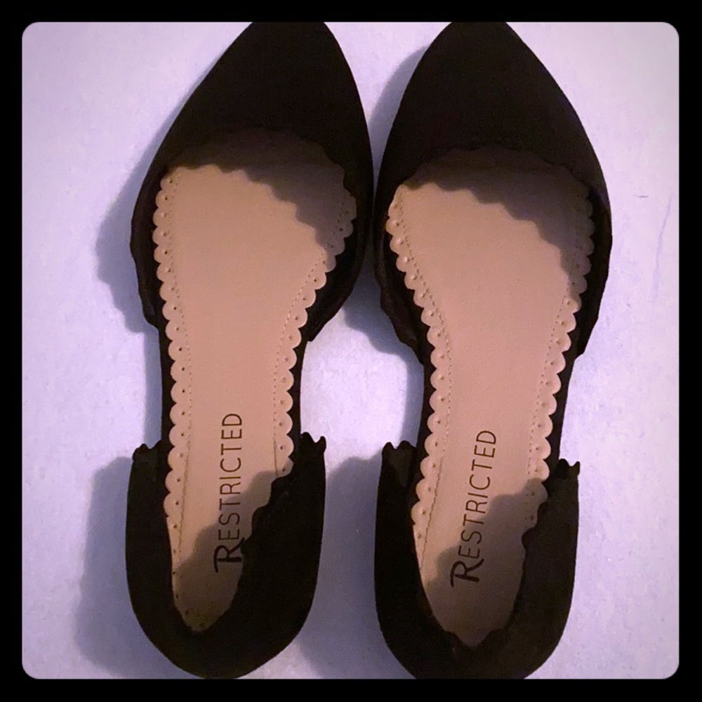 Stylish Flats! I absolutely adore these!